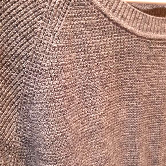 Madewell Gray 3/4 Sleeve Crew Neck Sweater size Medium - Picture 6 of 7